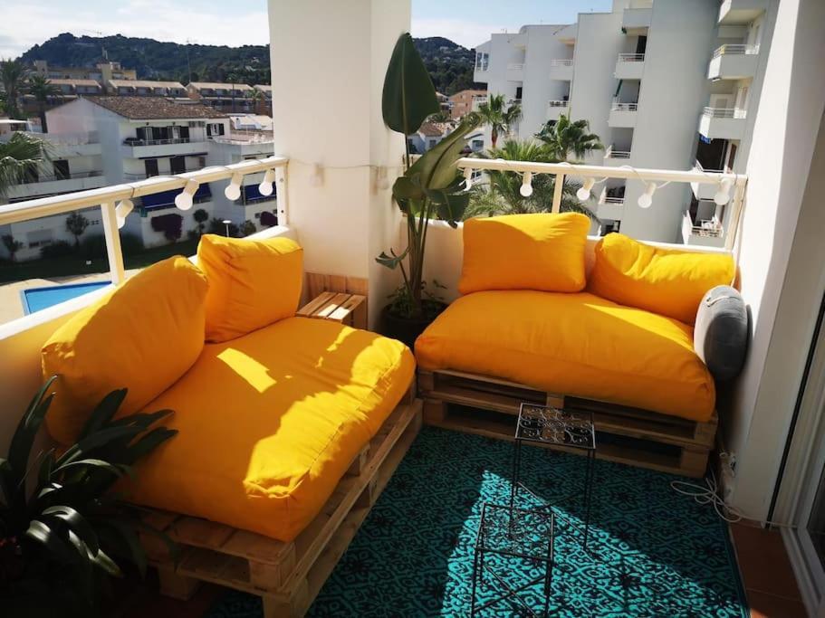 Casa En Urb. Con La Piscina Mas Grande De Javea. المظهر الخارجي الصورة