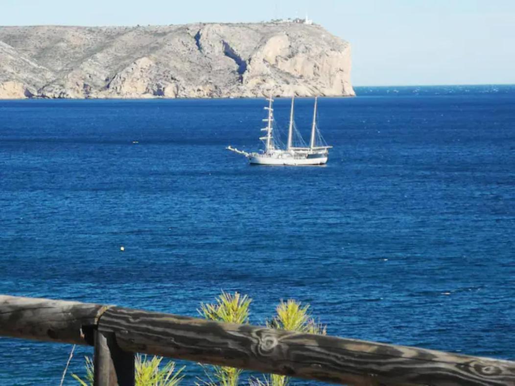 Casa En Urb. Con La Piscina Mas Grande De Javea. المظهر الخارجي الصورة