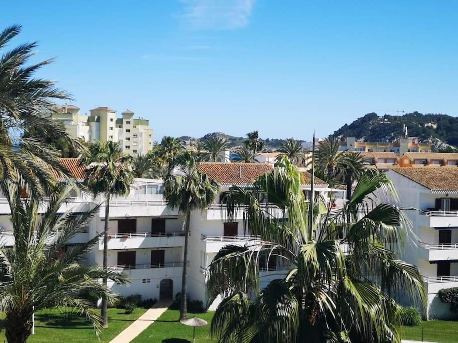 Casa En Urb. Con La Piscina Mas Grande De Javea. المظهر الخارجي الصورة